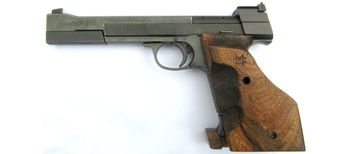 Pistole HÄMMERLI Model 215